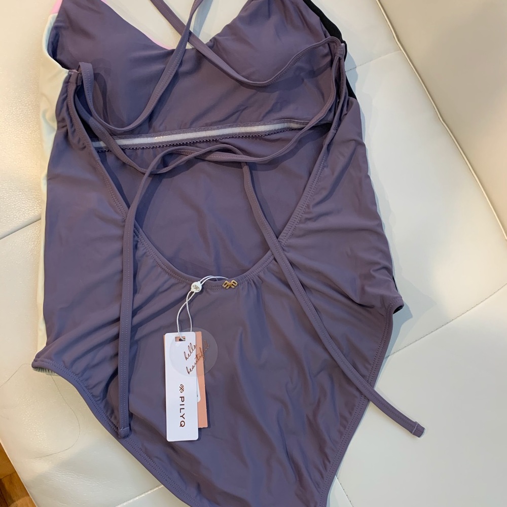 Swimsuit - Picture 3 of 3